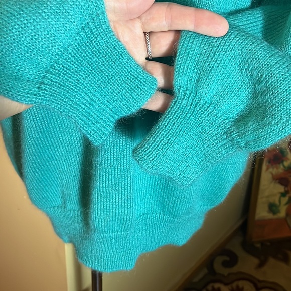 MAX MARA Size Small Oversized Crewneck Turquoise Luxe Mohair Lana Wool $578 NEW - Picture 10 of 16